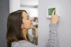 Air Conditioners 101: Tips for Setting Your Thermostat